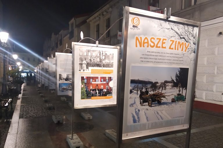 Wystawa plenerowa „Nasze zimy”