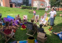 Biblioteka plenerowa zaprasza w każdą środę wakacji
