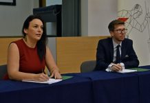 Startuje największy projekt edukacyjny w metropolii. Umowa na 3 mln zł dofinansowania dla 40 szkół podpisana.