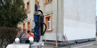 Osuszanie ścian w tczewskiej „ósemce”