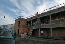 Sportowa Szkoła Podstawowa nr 2 – strop nad drugą kondygnacją już gotowy