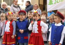 Artystyczne spotkanie przy Ławeczce Romana Landowskiego
