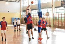 Powiatowe Igrzyska Młodzieży Szkolnej w Piłkę Ręczną