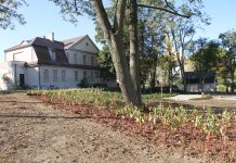 Przetarg na sprzedaż dworku Piotrowo ogłoszony