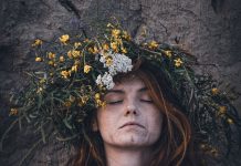 Opowieści  wiejskich Dziewuch – spektakl muzyczny /Teatr Czwarte Miasto – 28 marca