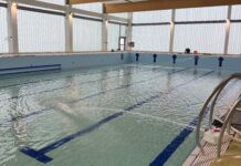 Basen przy SP 12 – rozpoczęły się procedury odbiorowe