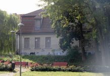 Przetarg na sprzedaż dworku Piotrowo